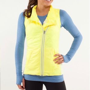 ⚡️💛 LIKE NEW Lululemon What the Fluff Vest!! 💛⚡️